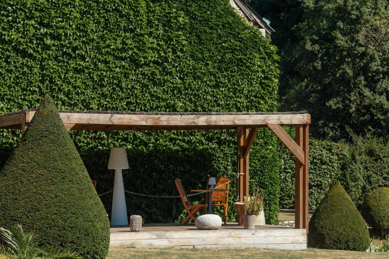 Domaine De La Limetiere Hotel Neuvy-le-Roi Bagian luar foto